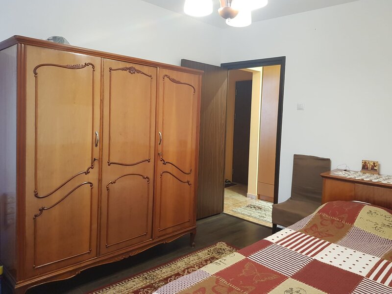 Pucheni, Rahova, vanzare apartament 2 camere, decomandat, et. 4,